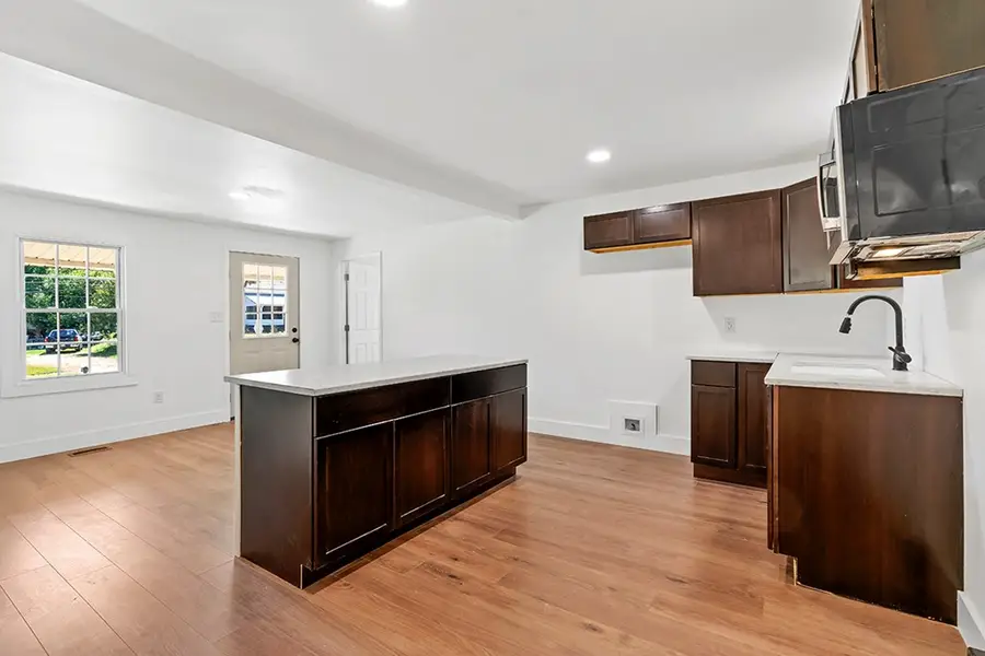 715 Main Street S, Abbeville, SC 29620 - #2