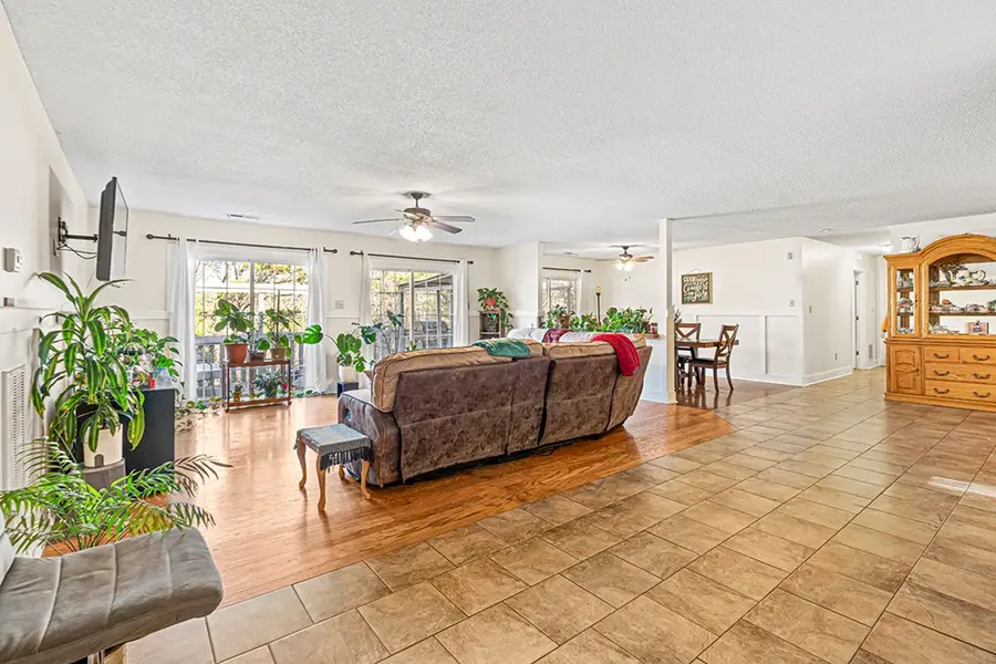 374 Driftwood Rd, Cross Hill, SC 29332 - #3