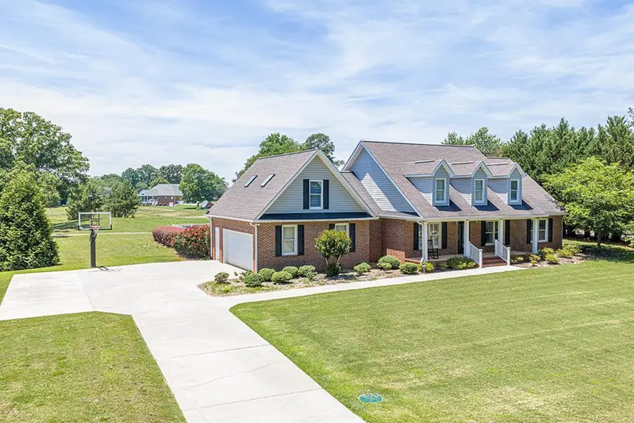 110 Divot Trail, Greenwood, SC 29649 - #2