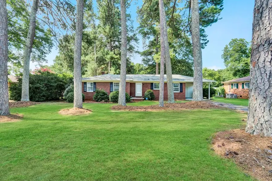 109 Westgate Dr, Greenwood, SC 29646 - #2