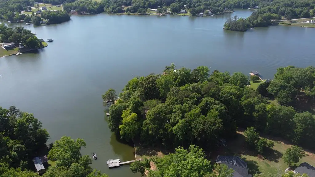1133 Jets Landing Rd, Abbeville, SC 29620 - #1