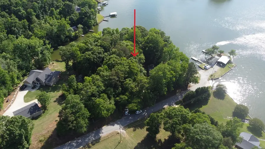1133 Jets Landing Rd, Abbeville, SC 29620 - #2