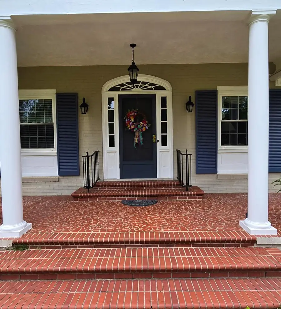 108 Pinecrest Dr, Greenwood, SC 29649 - #3