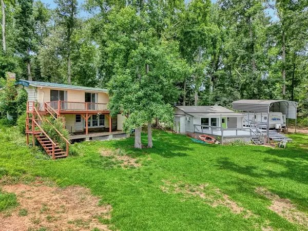 877-907 Lakeshore Drive, Cross Hill, SC 29332