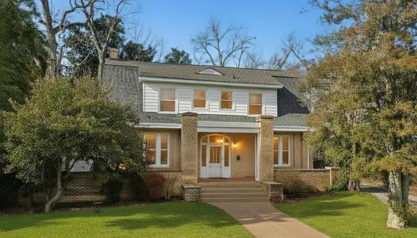 107 Greenville St, Abbeville, SC 29620