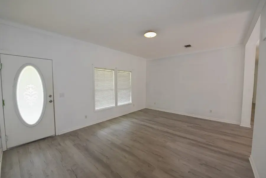 105 Glenn Forest Dr, Hodges, SC 29653 - #2