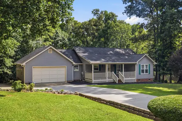 106 Broken Ridge Ct, Greenwood, SC 29646