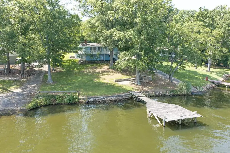 112 Bluff Road, Greenwood, SC 29649 - #2