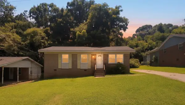 104 Richard Street, Greenwood, SC 29649