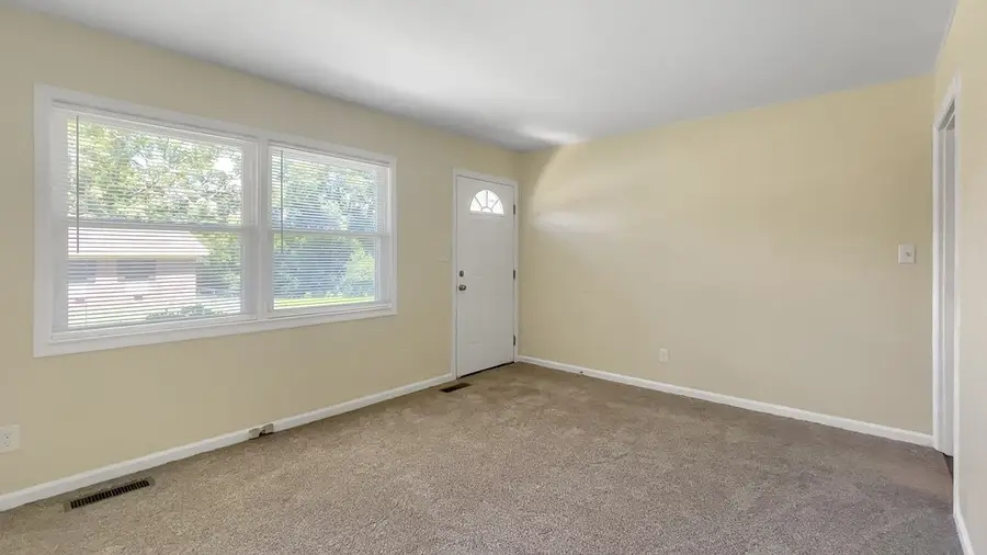 104 Richard Street, Greenwood, SC 29649 - #3