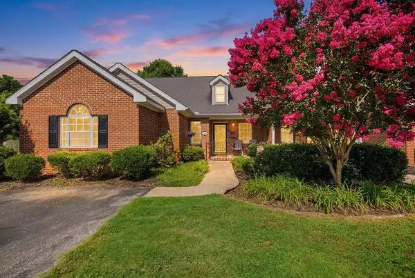 109 Ashley Oaks Ln, Ninety Six, SC 29666