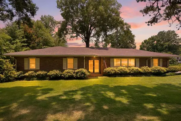 108 Evergreen Dr, Greenwood, SC 29649