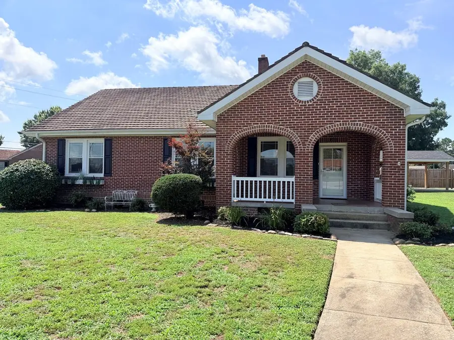 200 Center, Greenwood, SC 29649 - #2