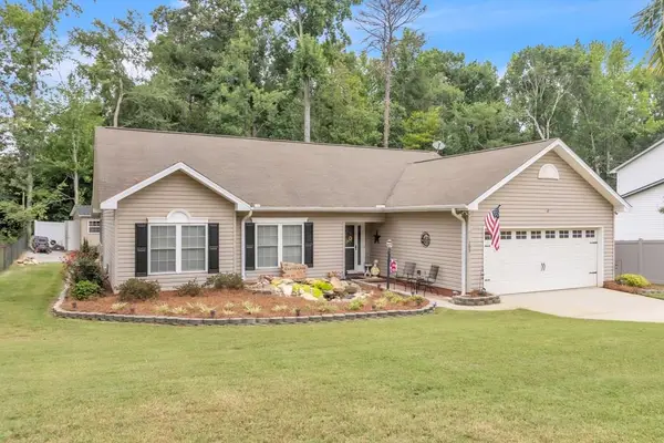 205 Oak Ridge Dr, Greenwood, SC 29649