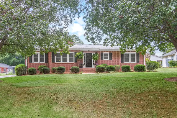 204 Byrnes Ave, Abbeville, SC 29620