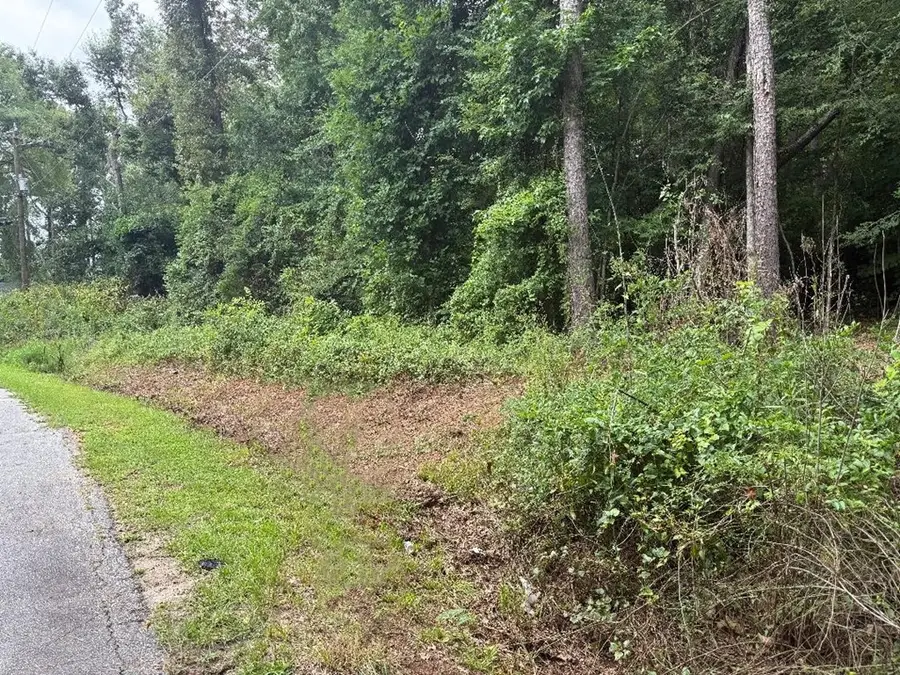 320-324 Sanders Dr, Greenwood, SC 29649 - #3