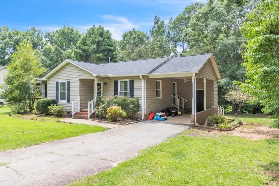 138 Crestview Dr, Greenwood, SC 29649 - #2