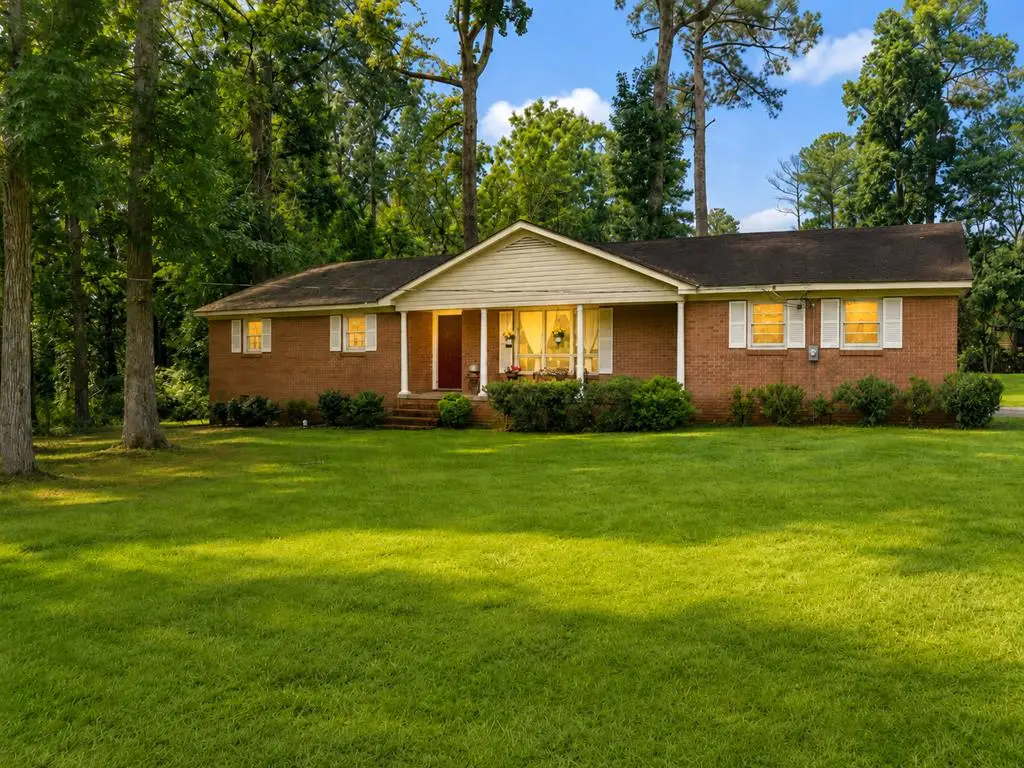 150 Valley Road, Greenwood, SC 29649 - #1