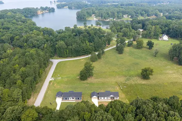 903 Scurry Church Rd, Chappells, SC 29037