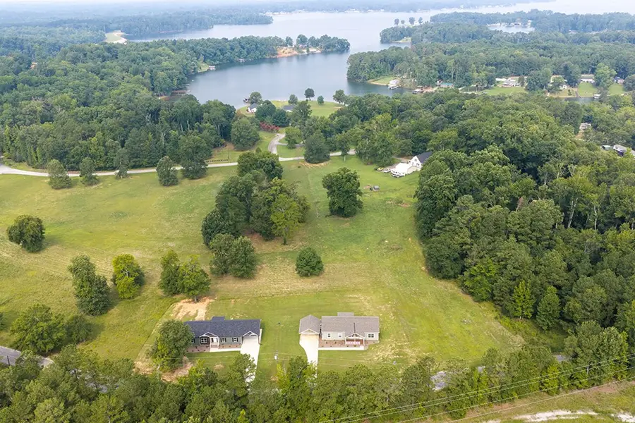 1063 Scurry Church Rd, Chappells, SC 29037 - #2
