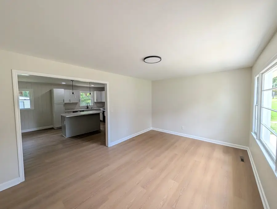 105 Southern Ave, Greenwood, SC 29646 - #3