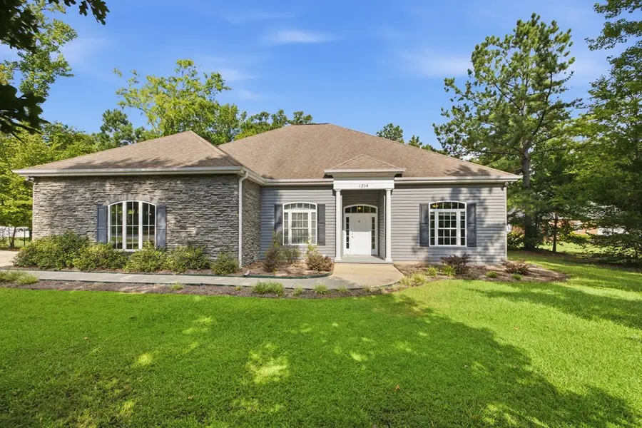 1204 Hunters Creek Blvd, Greenwood, SC 29649 - #2