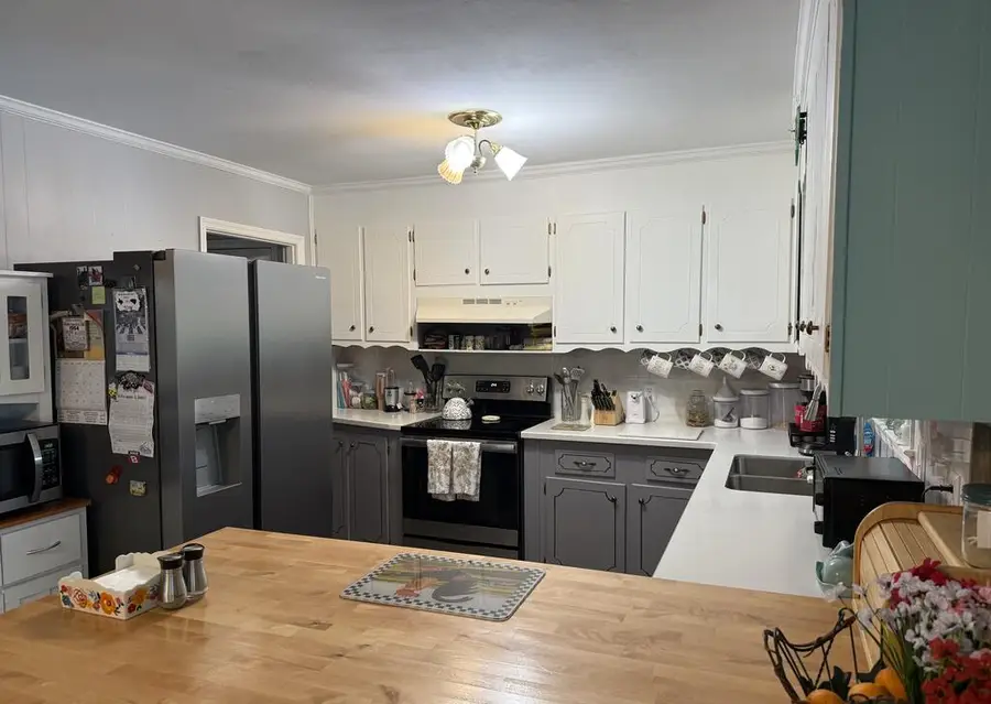 210 Orchard Dr., Greenwood, SC 29649 - #3