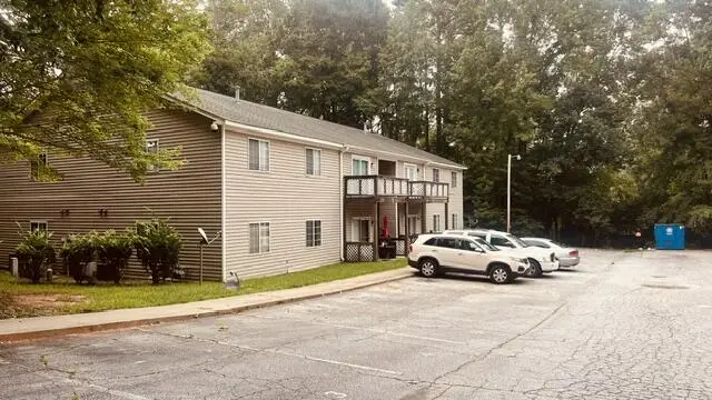 435 Haltiwanger Rd, Greenwood, SC 29649 - #3