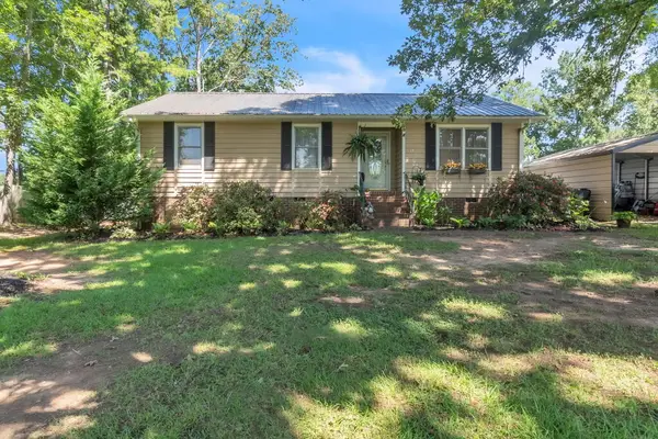 107 Pinsonville Road, Greenwood, SC 29646