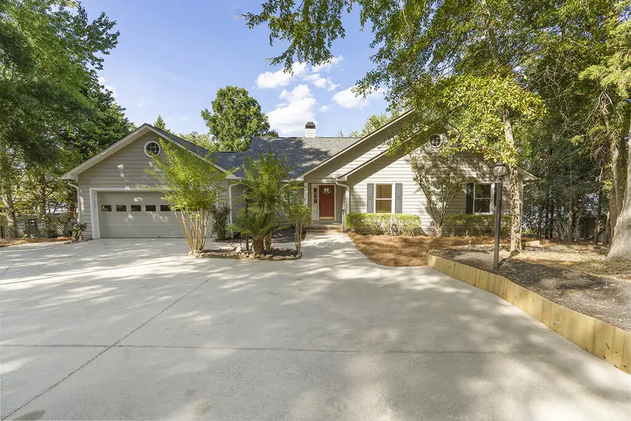 116 Pucketts Cove Rd, Greenwood, SC 29649 - #2