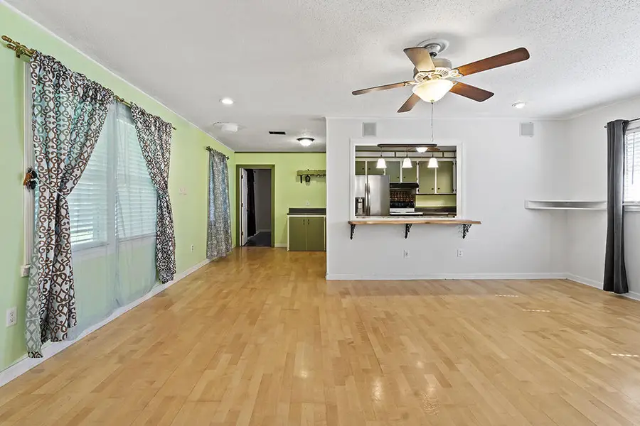 103 Ridgemont Court, Greenwood, SC 29649 - #3