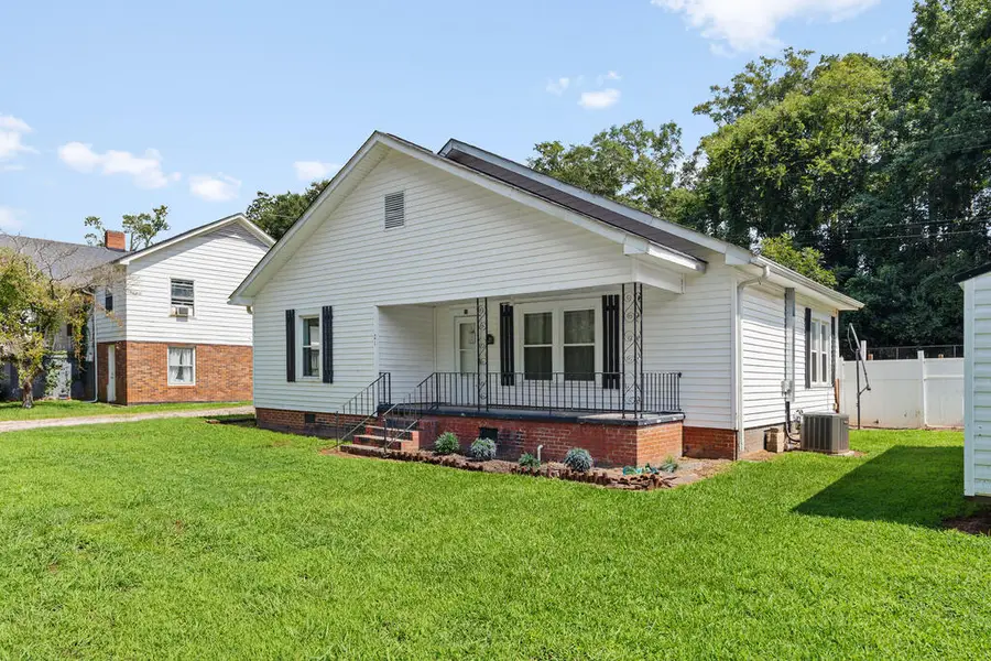 21 Dairy Street, Ware Shoals, SC 29692 - #3