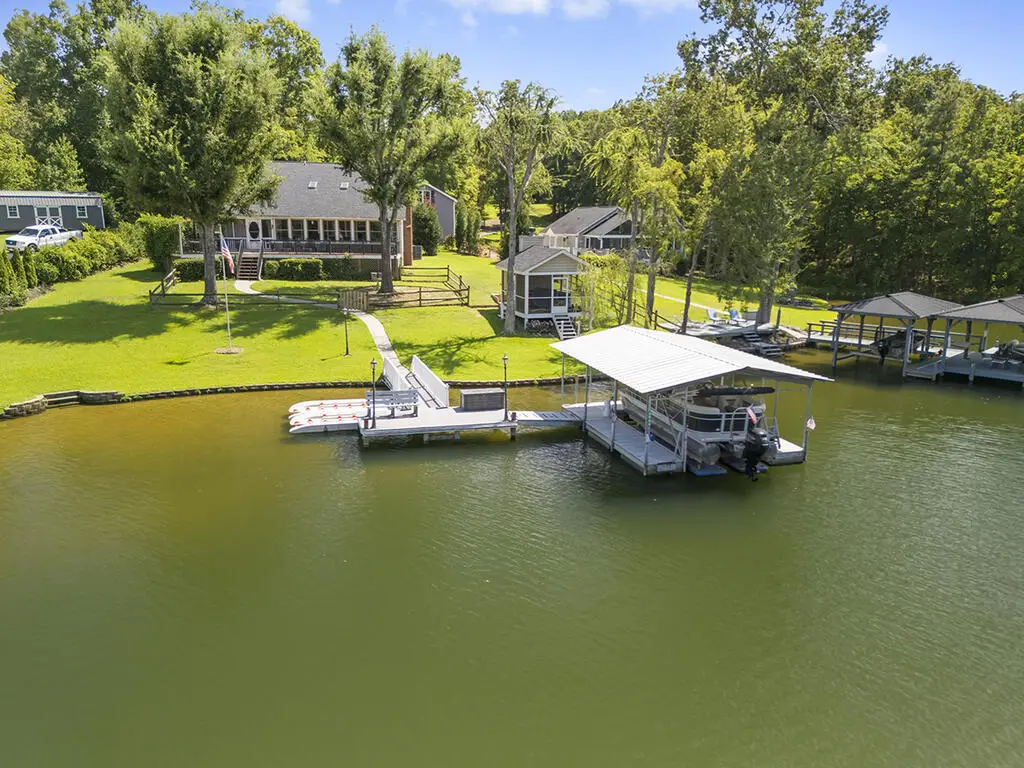 115 Baywood Circle, Ninety Six, SC 29666 - #1