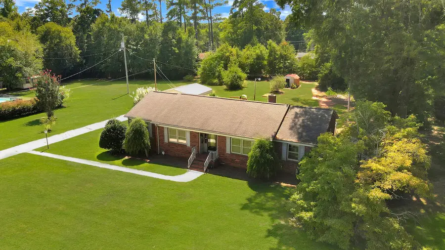 500 Marshall Avenue, Abbeville, SC 29620 - #3