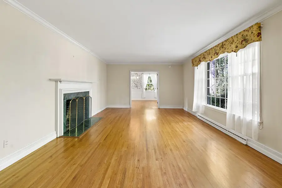 308 Hunting Rd, Greenwood, SC 29646 - #3