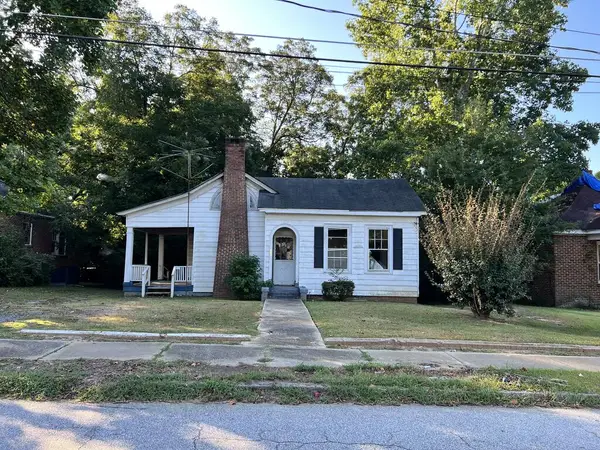 219 W Creswell, Greenwood, SC 29646