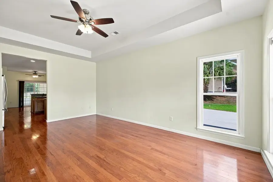 215 Hunt St, Greenwood, SC 29649 - #3
