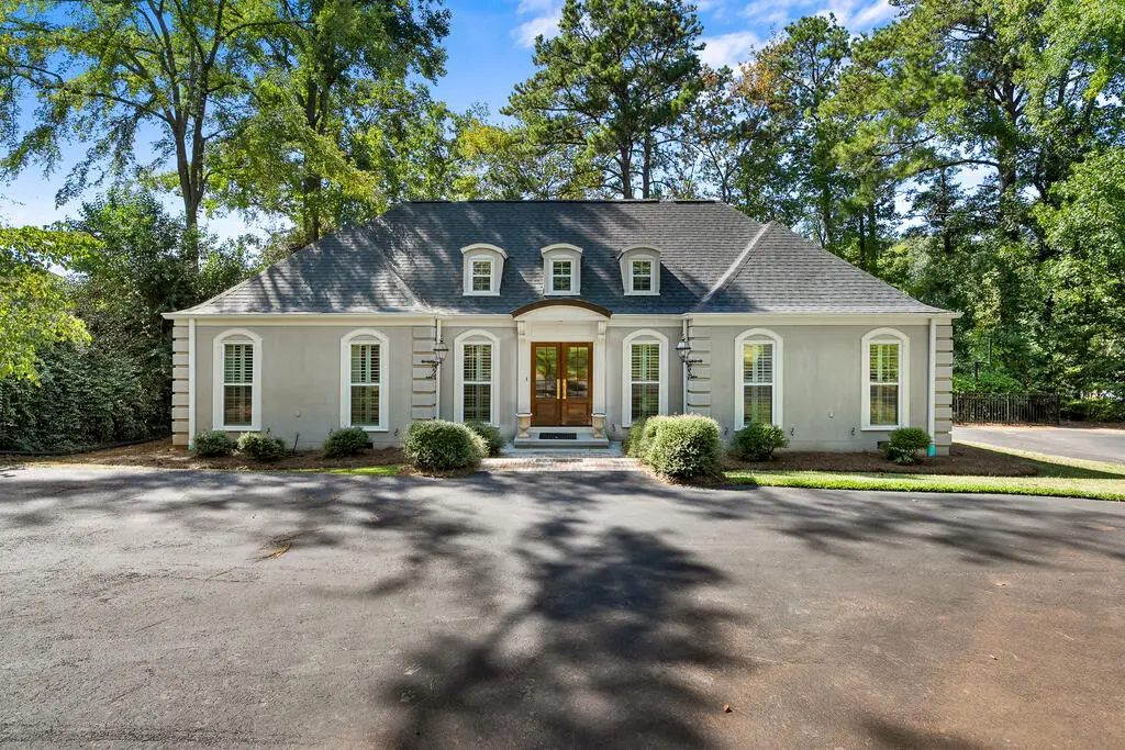 106 Parkwood Rd, Greenwood, SC 29646 - #1