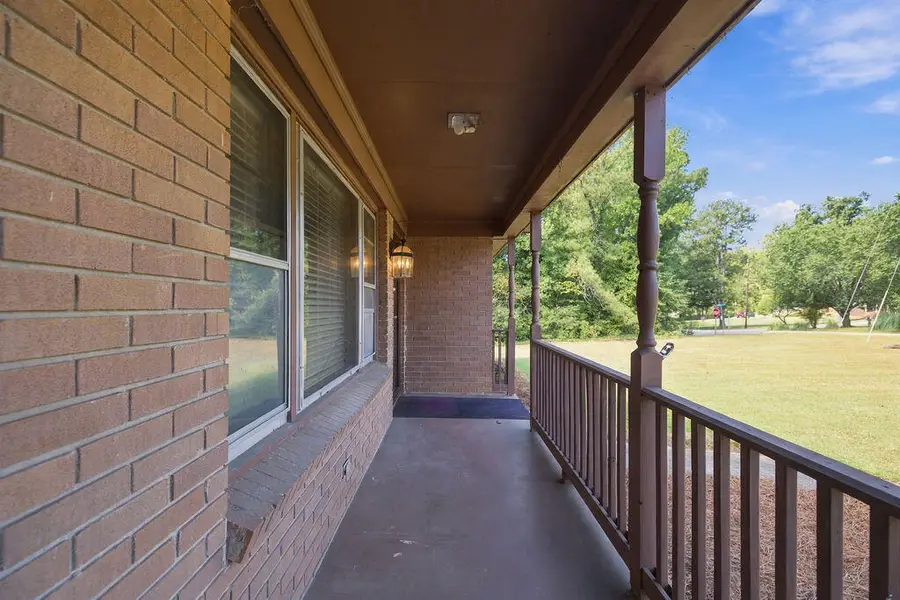 404 Lake Forest, Greenwood, SC 29649 - #2