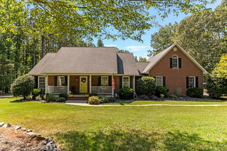 1011 Saddle Hill Rd, Greenwood, SC 29649 - #3