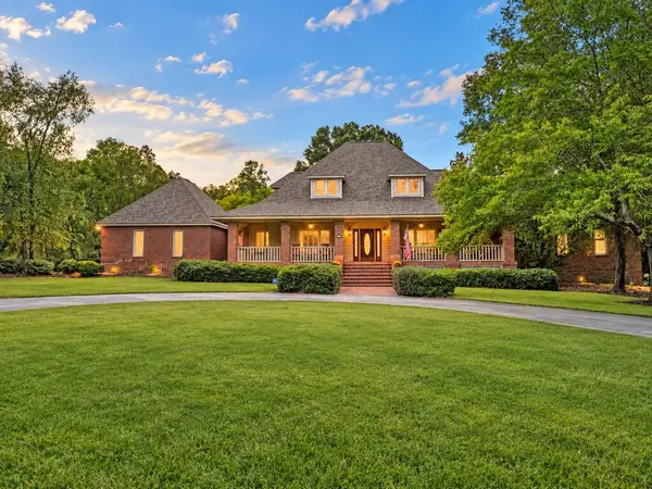 212 Lodge Drive, Greenwood, SC 29649