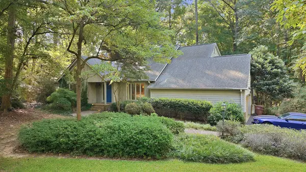 104 Fair Oaks Lane, Greenwood, SC 29649