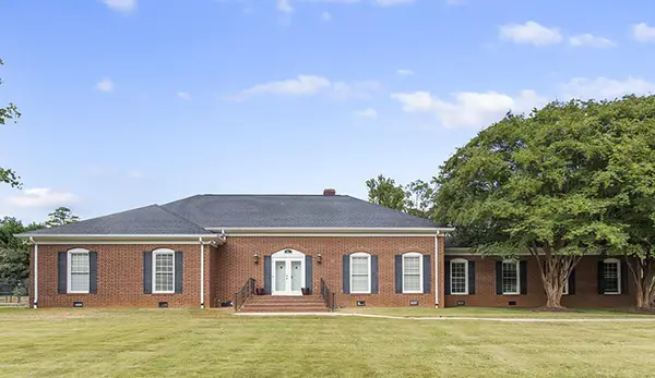 120 Meadowbrook Drive, Greenwood, SC 29649