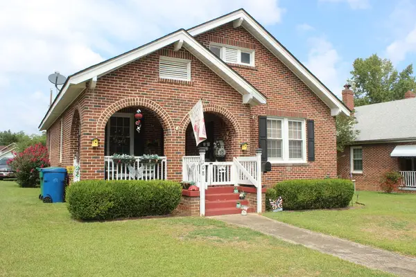 108 Columbia Av, Greenwood, SC 29646
