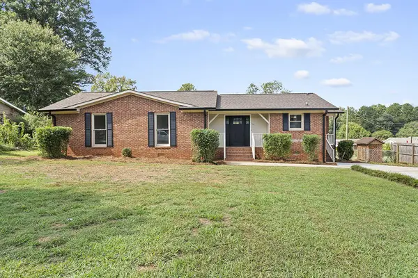 107 Donegal Dr, Greenwood, SC 29646