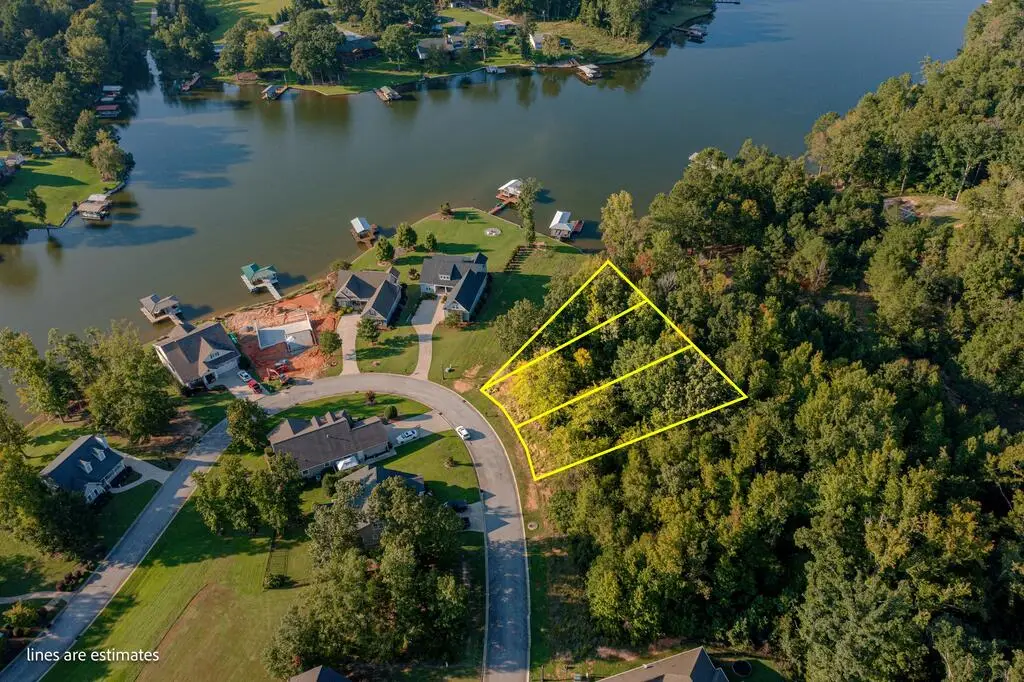 112 King Circle, Greenwood, SC 29649 - #1