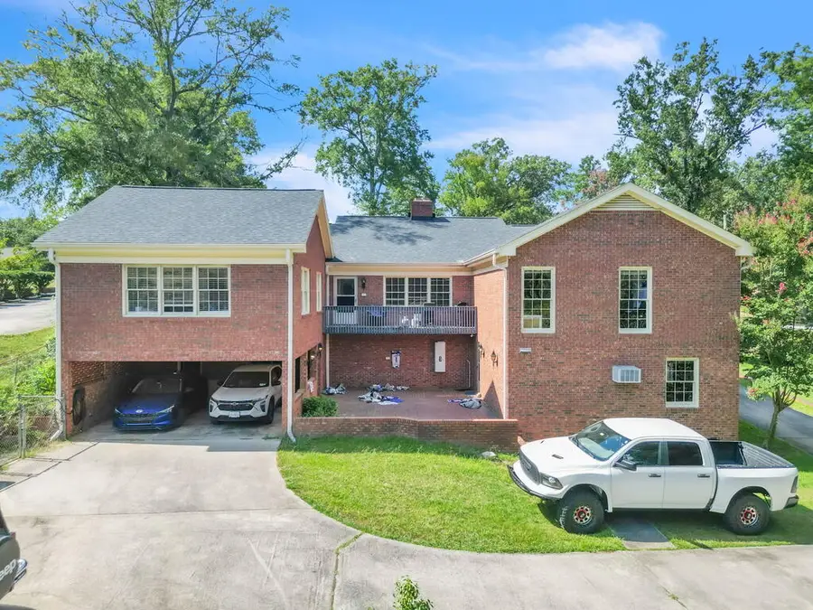 212 E Sproles Ave, Greenwood, SC 29649 - #2