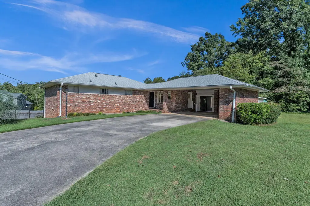 134 Westgate Dr, Greenwood, SC 29646 - #1