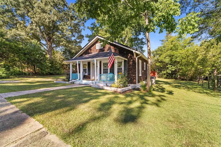 304 Langley St, Abbeville, SC 29620 - #2