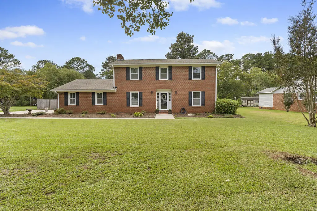113 Newcastle Rd, Greenwood, SC 29649 - #1